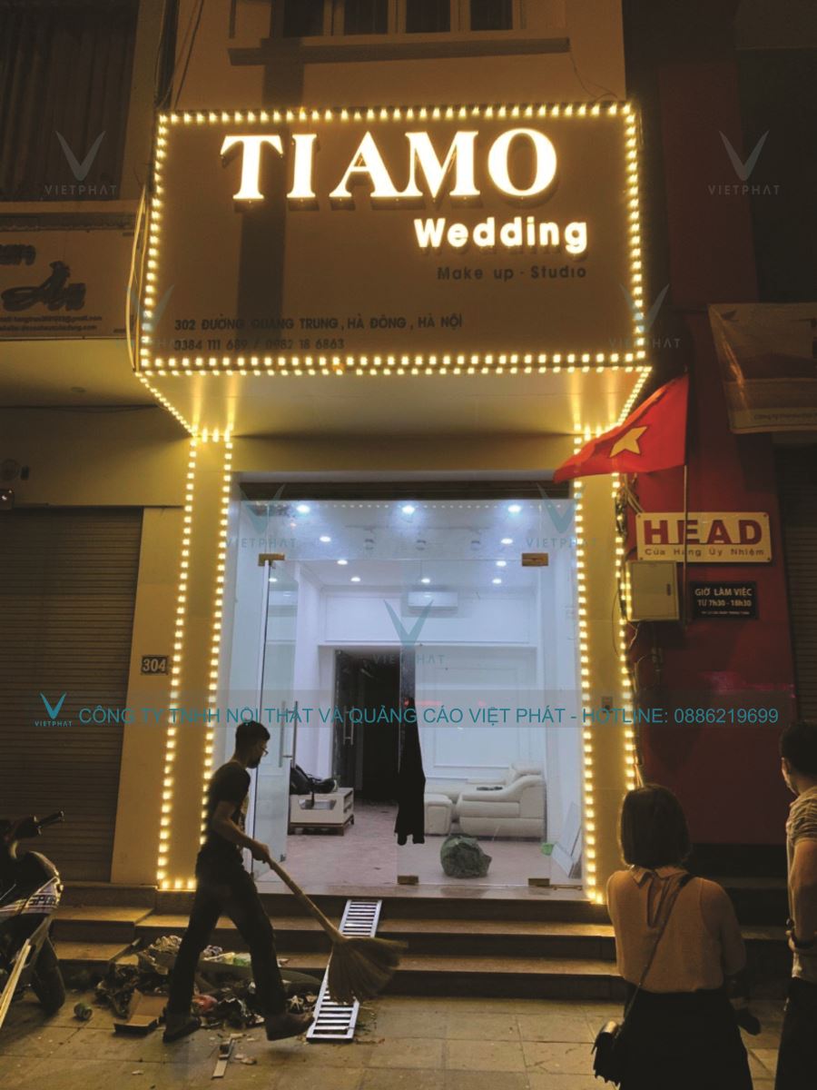 Biển quảng cáo cửa hàng tại Thanh Hoá